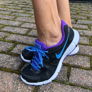 Woman’s Nike sneakers